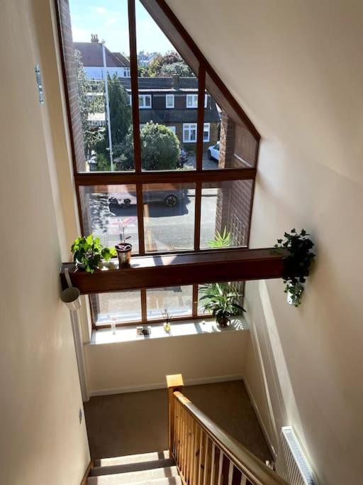 Stylish Contemporary Seaside Holiday Home With 5 Bedrooms, Sea View, Parking And Ev Point Herne Bay Exterior foto